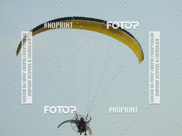 Compra tus fotos del eventoRecorde Mundial de Paramotor em Itanham En Fotop