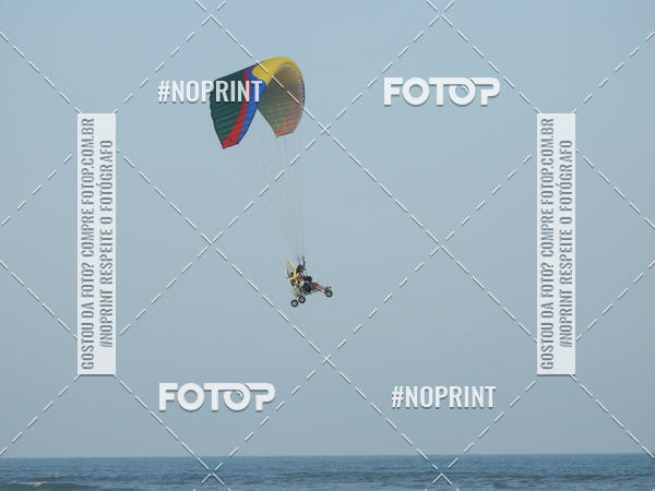 Achetez vos photos de l'vnementRecorde Mundial de Paramotor em Itanham sur Fotop