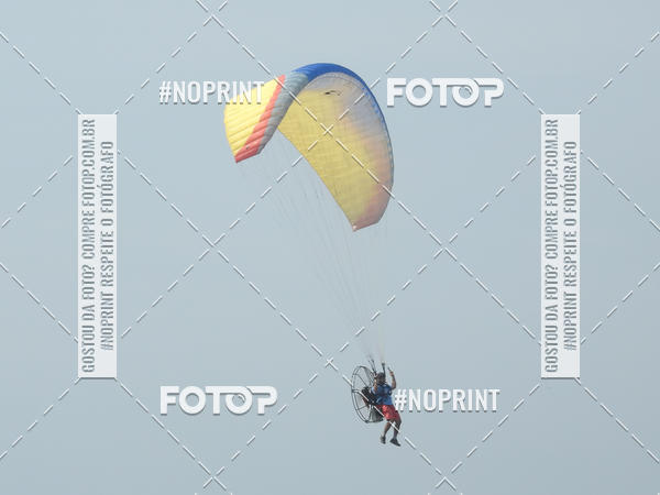 Compra tus fotos del eventoRecorde Mundial de Paramotor em Itanham En Fotop