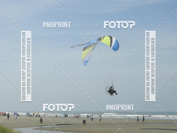 Compra tus fotos del eventoRecorde Mundial de Paramotor em Itanham En Fotop