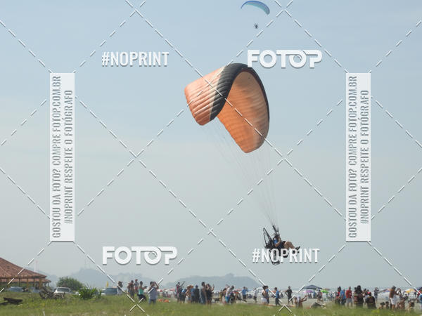 Compra tus fotos del eventoRecorde Mundial de Paramotor em Itanham En Fotop