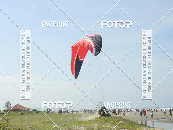 Compra tus fotos del eventoRecorde Mundial de Paramotor em Itanham En Fotop