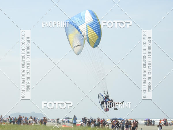 Compre as suas fotos do eventoRecorde Mundial de Paramotor em Itanham no Fotop