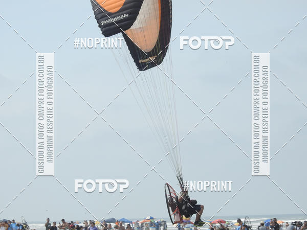 Acquista le foto dell'eventoRecorde Mundial de Paramotor em Itanham in Fotop