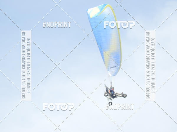 Compra tus fotos del eventoRecorde Mundial de Paramotor em Itanham En Fotop