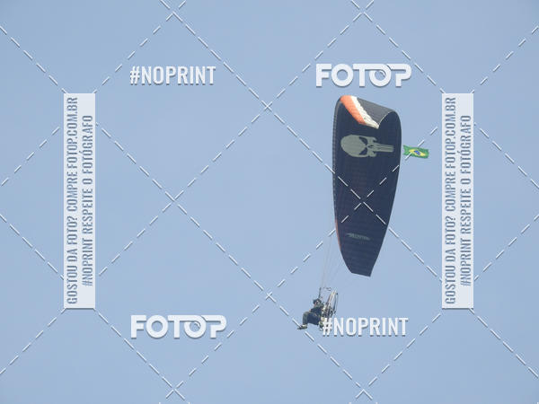 Compre suas fotos do eventoRecorde Mundial de Paramotor em Itanham no Fotop