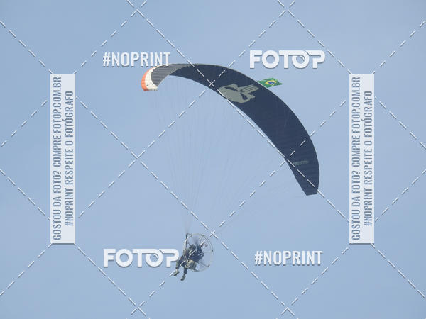 Compre suas fotos do eventoRecorde Mundial de Paramotor em Itanham no Fotop
