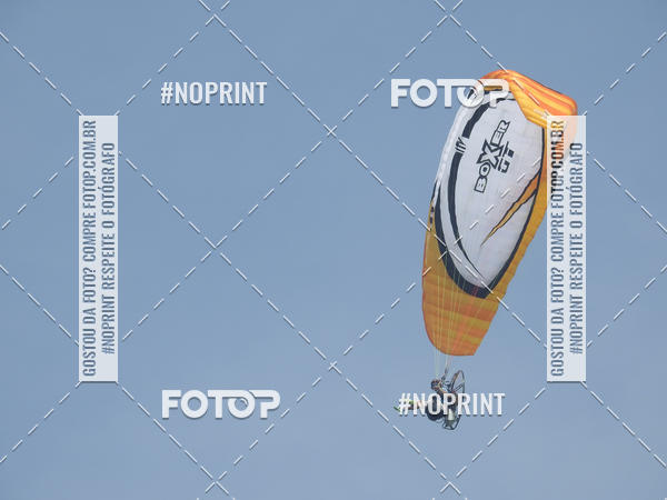 Compre suas fotos do eventoRecorde Mundial de Paramotor em Itanham no Fotop