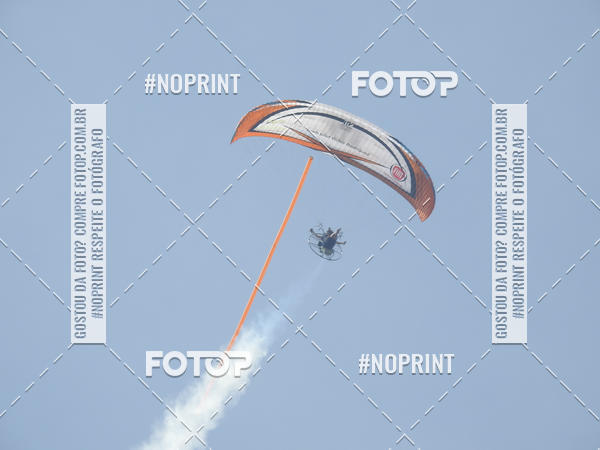 Compre suas fotos do eventoRecorde Mundial de Paramotor em Itanham no Fotop