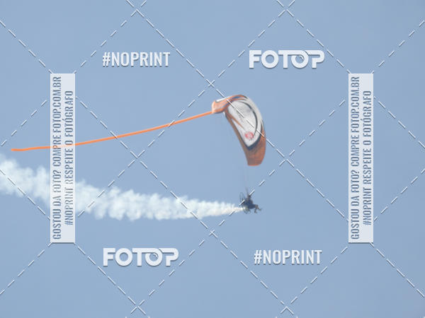 Compre suas fotos do eventoRecorde Mundial de Paramotor em Itanham no Fotop