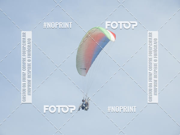 Compre suas fotos do eventoRecorde Mundial de Paramotor em Itanham no Fotop