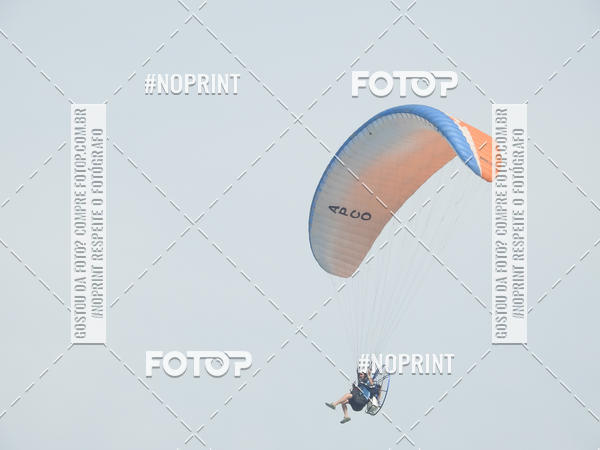 Compre suas fotos do eventoRecorde Mundial de Paramotor em Itanham no Fotop