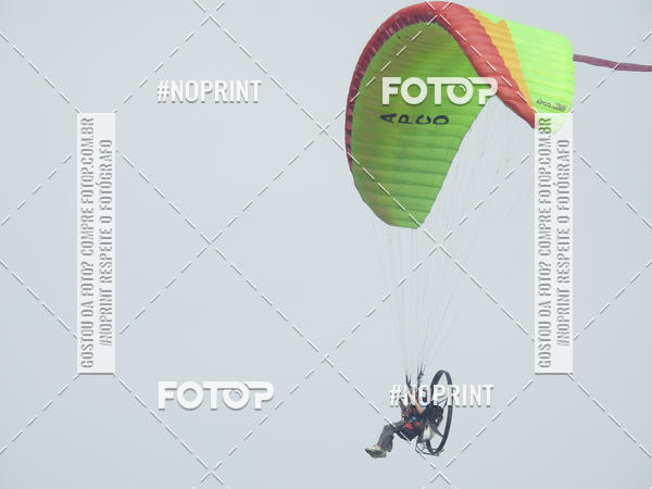 Compre suas fotos do eventoRecorde Mundial de Paramotor em Itanham no Fotop