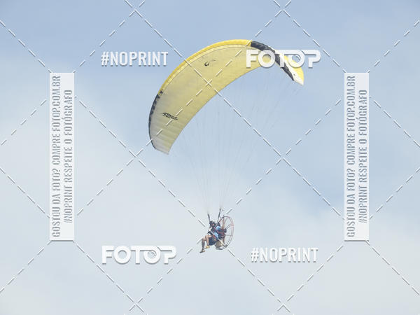 Compre suas fotos do eventoRecorde Mundial de Paramotor em Itanham no Fotop