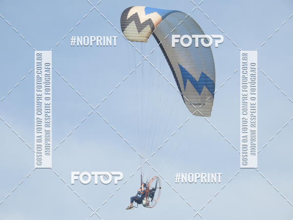 Compre suas fotos do eventoRecorde Mundial de Paramotor em Itanham no Fotop