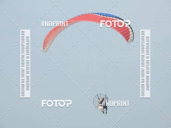 Compre suas fotos do eventoRecorde Mundial de Paramotor em Itanham no Fotop