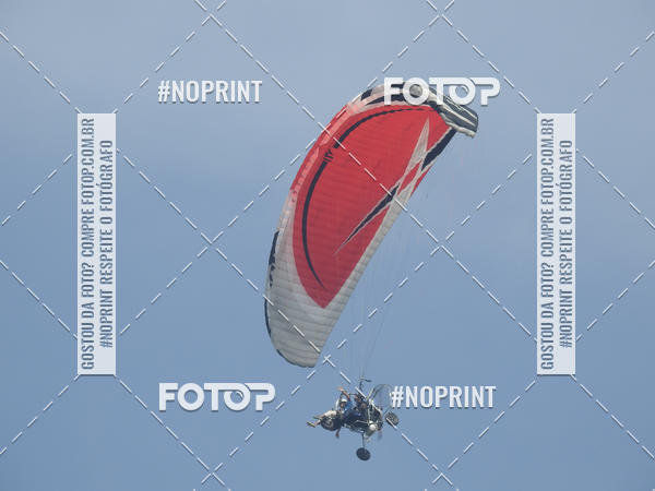 Compre suas fotos do eventoRecorde Mundial de Paramotor em Itanham no Fotop