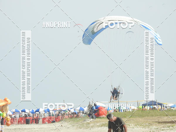 Compre suas fotos do eventoRecorde Mundial de Paramotor em Itanham no Fotop
