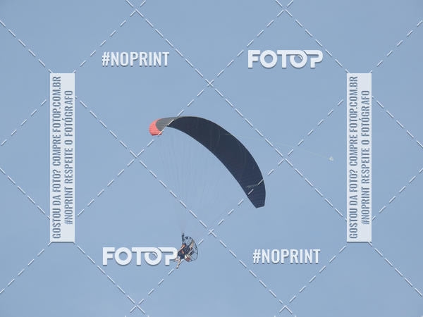 Compre suas fotos do eventoRecorde Mundial de Paramotor em Itanham no Fotop