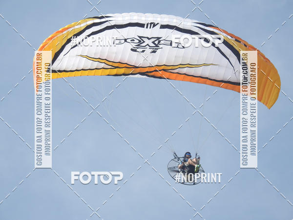 Compre suas fotos do eventoRecorde Mundial de Paramotor em Itanham no Fotop