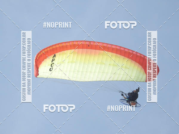Compre suas fotos do eventoRecorde Mundial de Paramotor em Itanham no Fotop