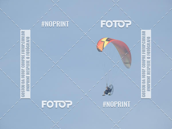 Compre suas fotos do eventoRecorde Mundial de Paramotor em Itanham no Fotop