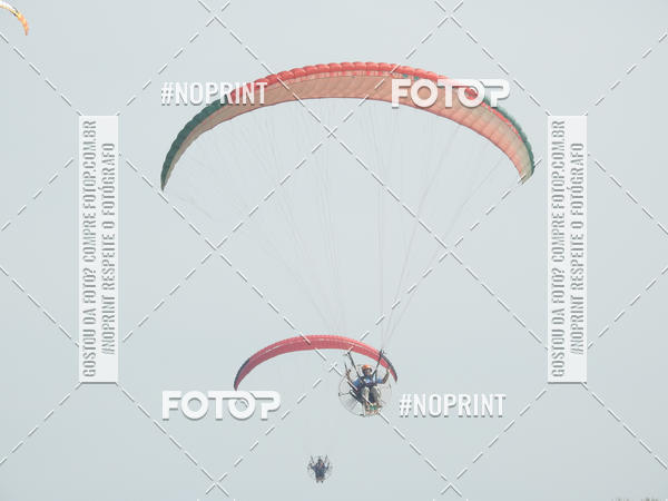 Compre suas fotos do eventoRecorde Mundial de Paramotor em Itanham no Fotop