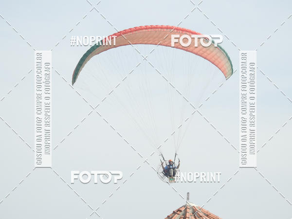 Compre suas fotos do eventoRecorde Mundial de Paramotor em Itanham no Fotop