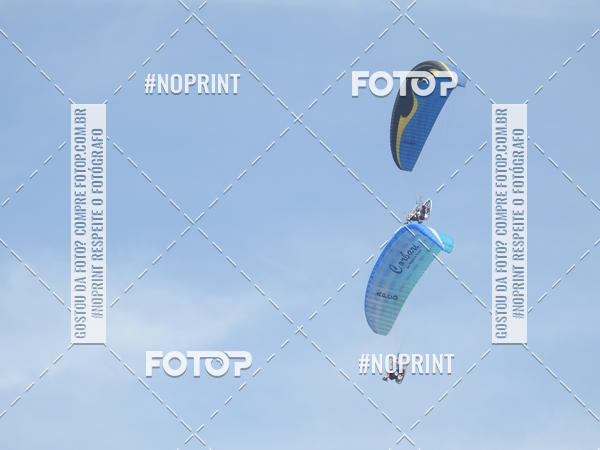 Compre suas fotos do eventoRecorde Mundial de Paramotor em Itanham no Fotop