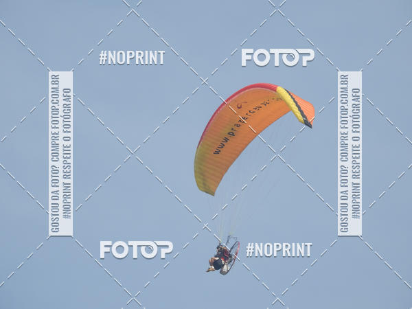 Compre suas fotos do eventoRecorde Mundial de Paramotor em Itanham no Fotop