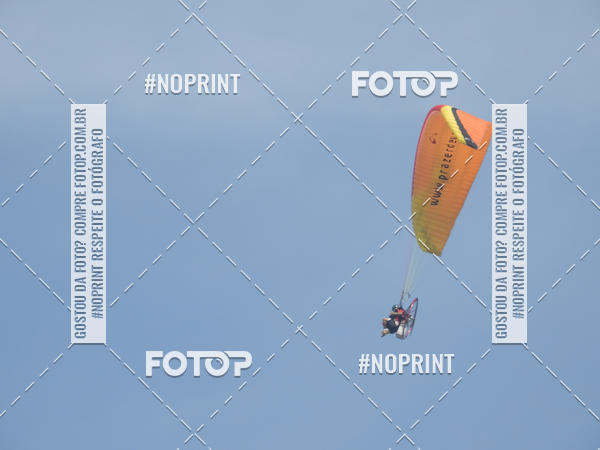 Compre suas fotos do eventoRecorde Mundial de Paramotor em Itanham no Fotop