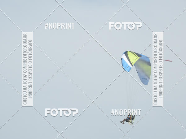 Compre suas fotos do eventoRecorde Mundial de Paramotor em Itanham no Fotop