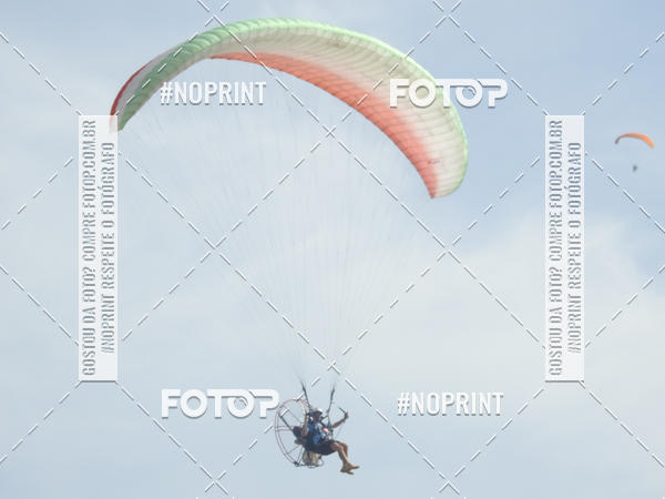 Compre suas fotos do eventoRecorde Mundial de Paramotor em Itanham no Fotop