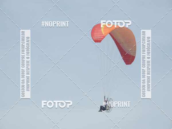 Compre suas fotos do eventoRecorde Mundial de Paramotor em Itanham no Fotop