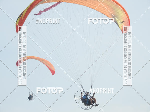Achetez vos photos de l'vnementRecorde Mundial de Paramotor em Itanham sur Fotop
