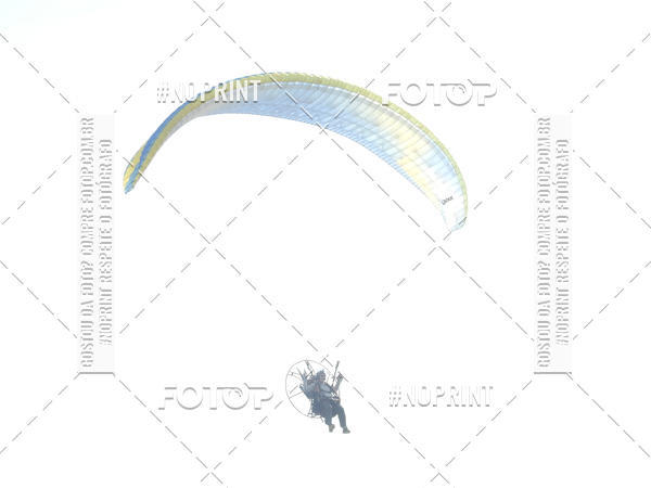 Achetez vos photos de l'vnementRecorde Mundial de Paramotor em Itanham sur Fotop