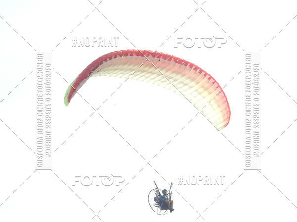 Achetez vos photos de l'vnementRecorde Mundial de Paramotor em Itanham sur Fotop