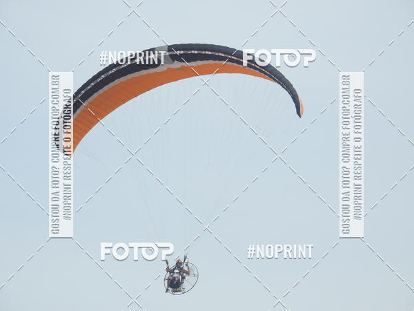 Achetez vos photos de l'vnementRecorde Mundial de Paramotor em Itanham sur Fotop