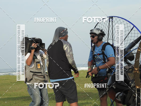 Compra tus fotos del eventoRecorde Mundial de Paramotor em Itanham En Fotop