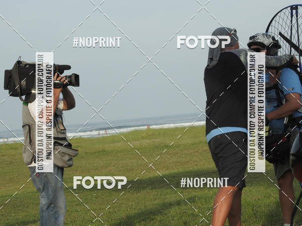 Compra tus fotos del eventoRecorde Mundial de Paramotor em Itanham En Fotop