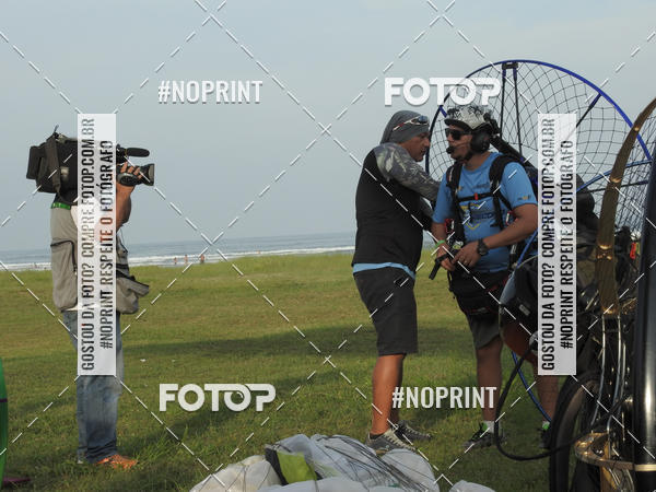 Compra tus fotos del eventoRecorde Mundial de Paramotor em Itanham En Fotop