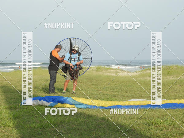 Compra tus fotos del eventoRecorde Mundial de Paramotor em Itanham En Fotop