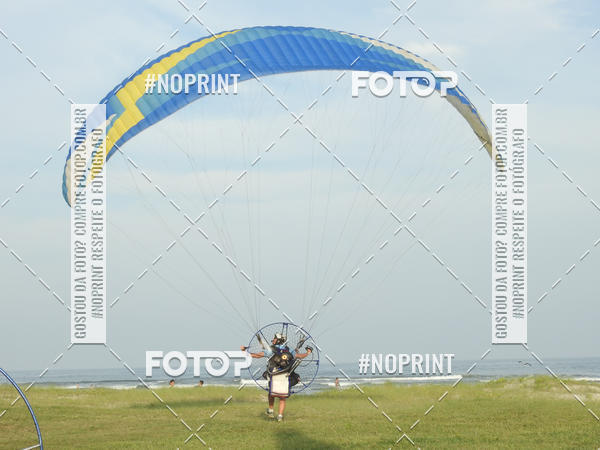 Compra tus fotos del eventoRecorde Mundial de Paramotor em Itanham En Fotop
