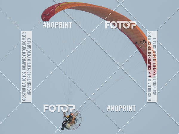 Compra tus fotos del eventoRecorde Mundial de Paramotor em Itanham En Fotop