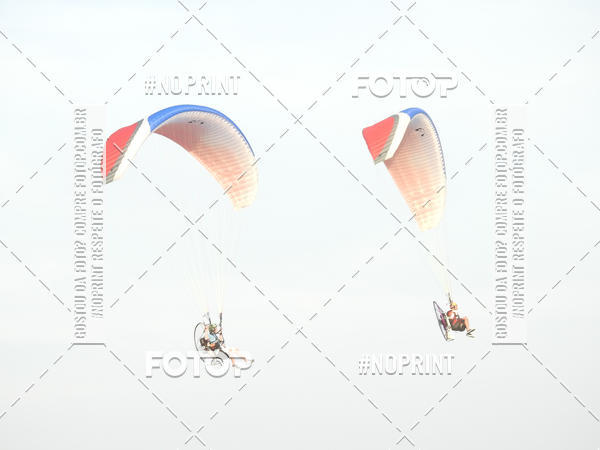 Compra tus fotos del eventoRecorde Mundial de Paramotor em Itanham En Fotop