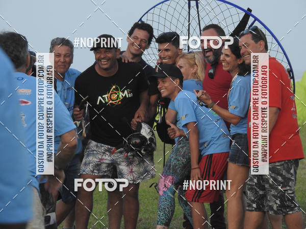 Compra tus fotos del eventoRecorde Mundial de Paramotor em Itanham En Fotop