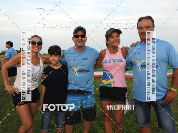 Compra tus fotos del eventoRecorde Mundial de Paramotor em Itanham En Fotop