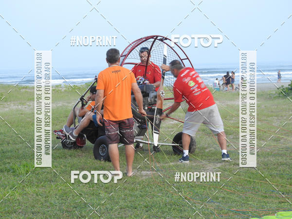 Compra tus fotos del eventoRecorde Mundial de Paramotor em Itanham En Fotop