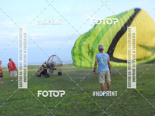 Compra tus fotos del eventoRecorde Mundial de Paramotor em Itanham En Fotop