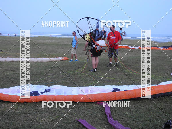 Compra tus fotos del eventoRecorde Mundial de Paramotor em Itanham En Fotop